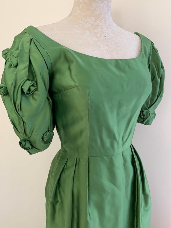 Vintage 1950s Green Garden of Eden Dress / Vintage 50s 3D Rose Silk  Cocktail Dress - Etsy UK