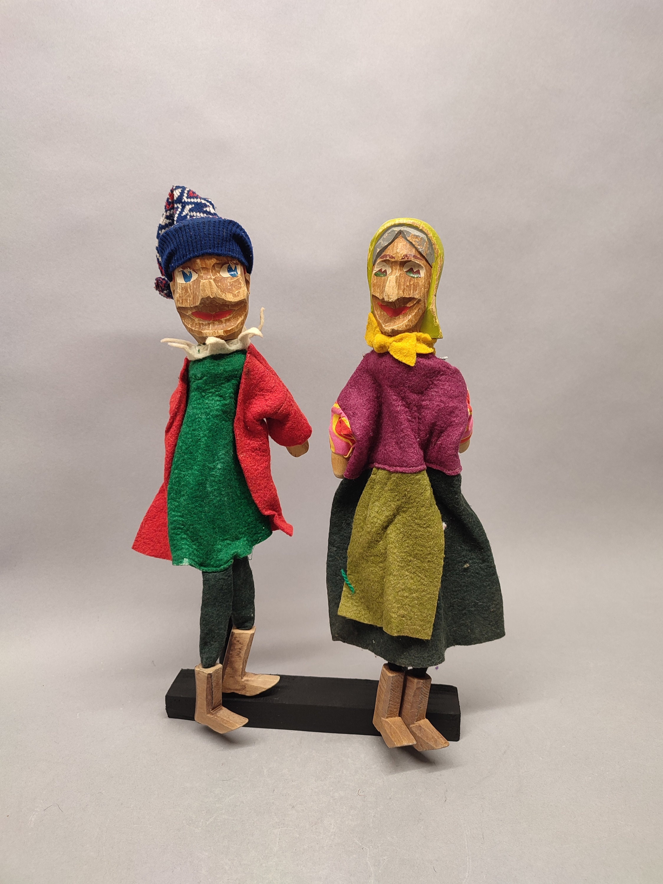 wooden hand puppets