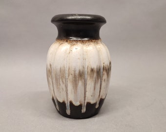 Scheurich West Germany vase - marked 202-15  -  Vintage
