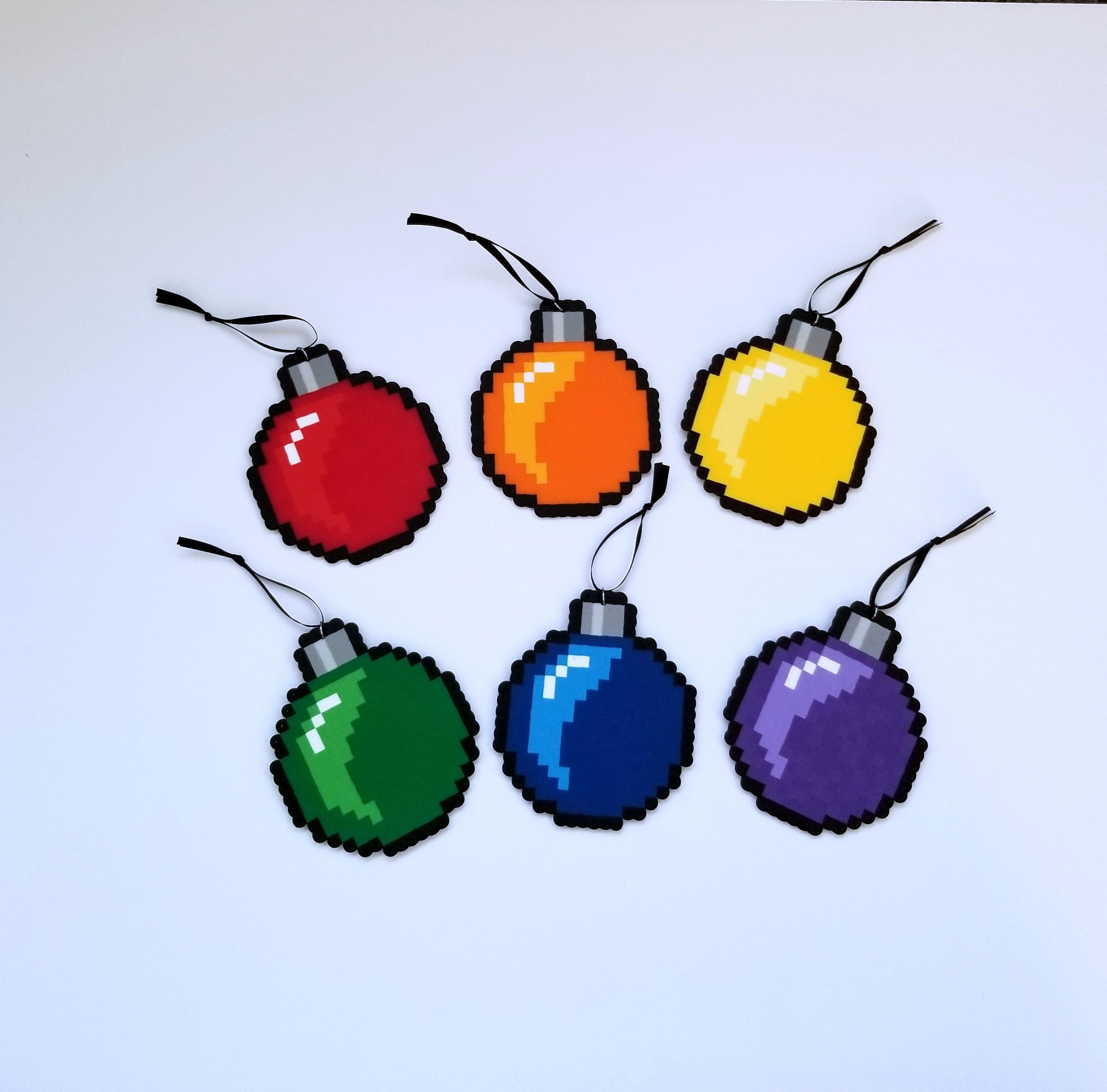 8 Bit Pixel Art Pixelated Christmas Bulb Baubles Christmas Tree