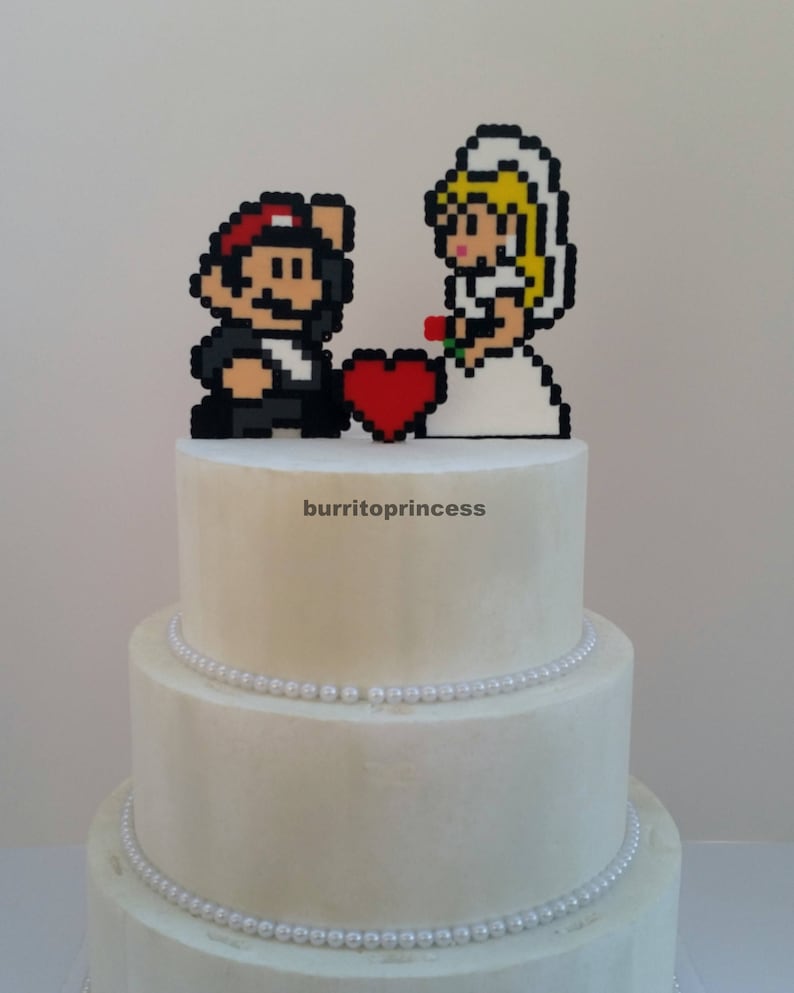 Cake Topper Mario and Princess Peach Wedding Cake Topper  image 3