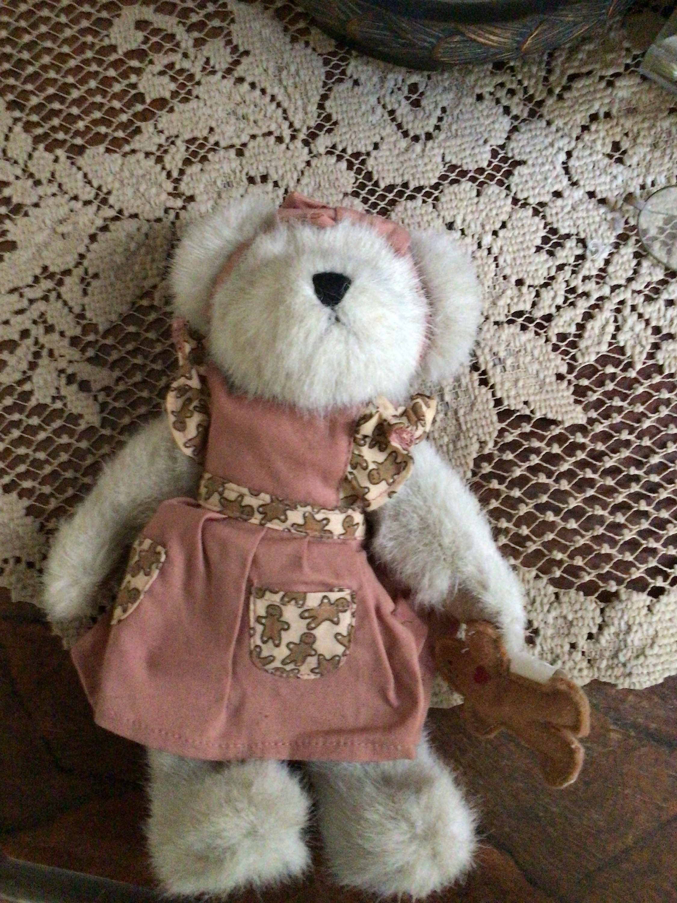 Vtg BOYDS BEAR Collectible Mary Kay GINGERBEARY Bear Holding a