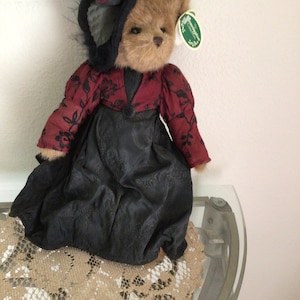 RARE Bear BEARINGTON Bear Collectable  ESTELLE Victorian Gibson Girl Sleeve Taffeta Dress Fancy Hat Discontinued Bear
