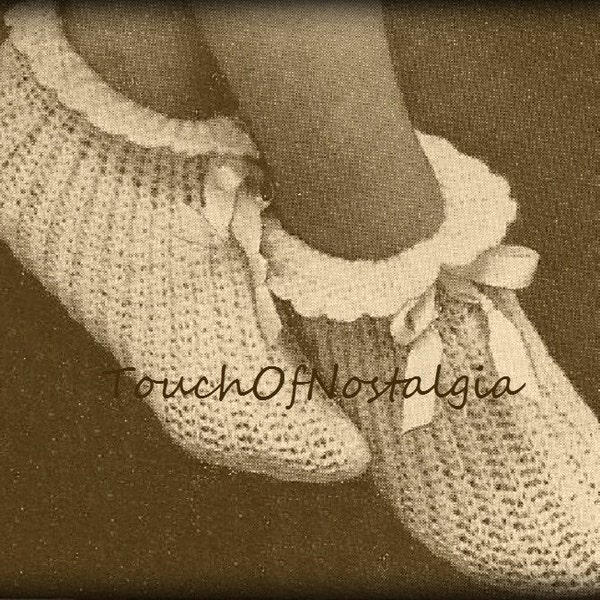 Crochet BEDSOCKS Vintage Crochet Pattern - Lovely RUFFLED  Feminine SLIPPER Socks With a Pretty Ruffled Edging - Great Gift Idea