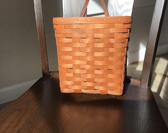 Cesta alta para llaves Longaberger 1989 / Cesta colgante tejida