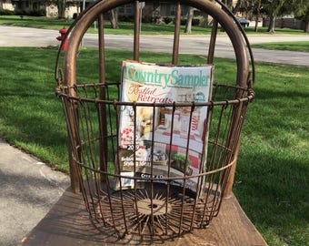Cesta de alambre de metal para huevos estilo granja vintage