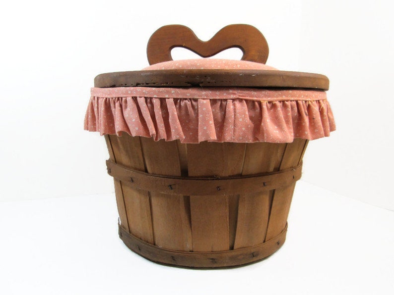 Vintage Bushel Basket with Lid Lined Storage Basket Sewing Etsy