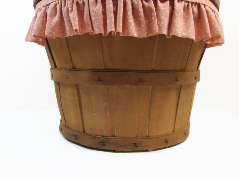 Vintage Bushel Basket with Lid Lined Storage Basket Sewing Etsy