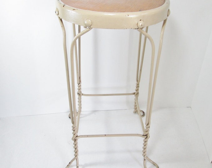 Vintage Ice Cream / Soda Fountain Metal Stool - Etsy