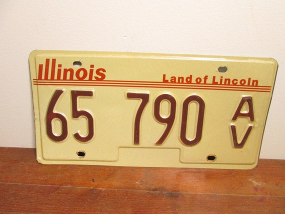 Antique Vehicle Illinois License Plate 65 790 Av Etsy