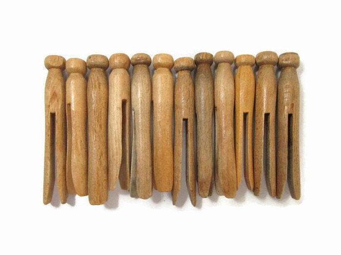 12 Vintage Wooden Clothespins, Laundry Pins, Wood Clothes Pegs - Etsy