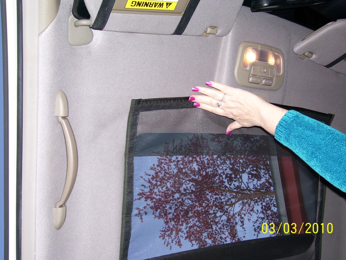 Sunroof Bug Screen Guard Prevents Bugs, and Leaves From Entering the