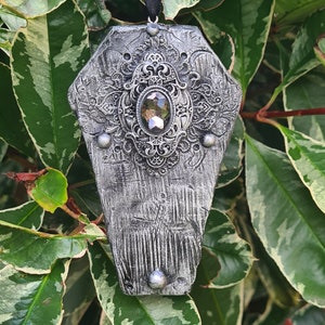 Coffin Tree Hanging image 1