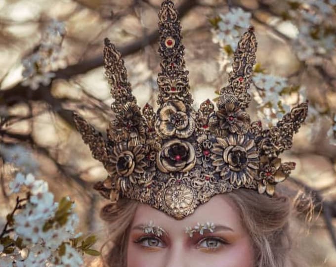 Golden Halo headdress