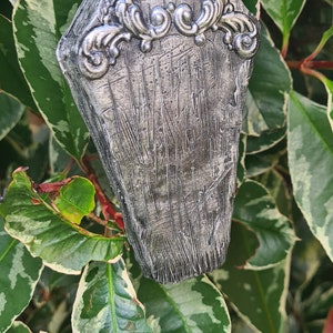 Coffin Tree Hanging image 2