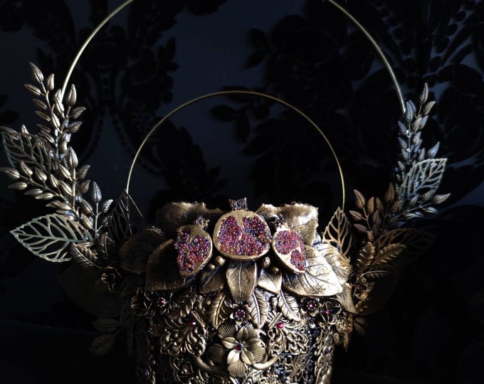 Persephone Pomegranate Mask