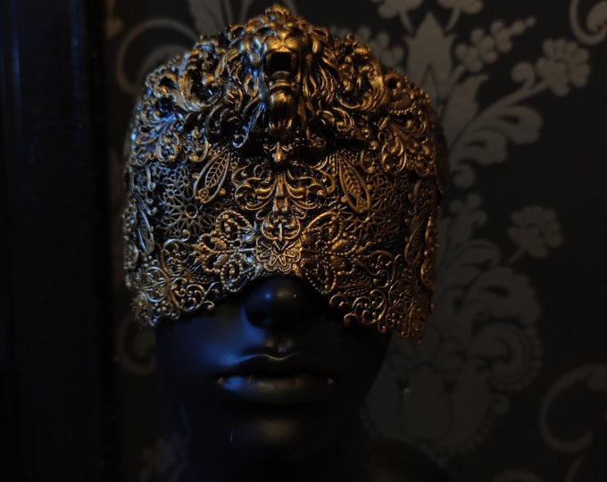 Small Lion Mask Gold