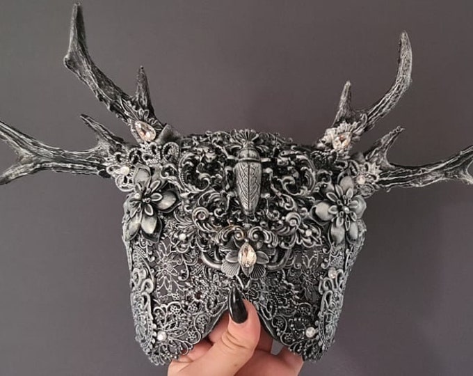 Entomology - Blind Mask