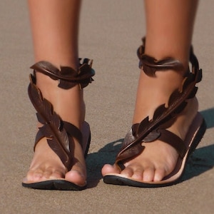 Handmade Brown Leather Leaf Sandals, Womens Sandals, Leather Sandals Women, Mens Sandals, Mens Leather Sandals, Hippie Sandals, Leaf Sandals