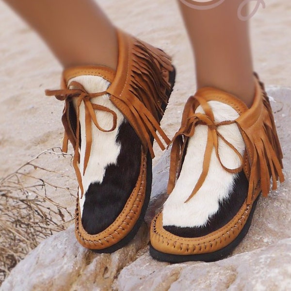 Brown Leather Moccasins With Hairy Cowhide, Brown Moccasin Boots, Womens Moccasins, Leather Moccasins, Hippie Moccasins, Cowgirl Brown Boots