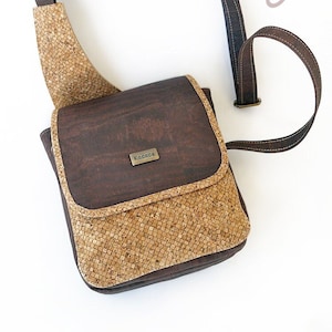 Handgemachte umweltfreundliche braune Vegane Cross Body Sling Bag aus Kork, Kork Schleudertasche, Eco Kork Kameratasche, Öko Reisetasche, Vegane Reisetasche