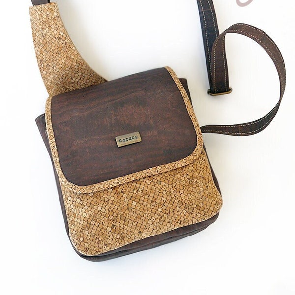 Handgemaakte eco-vriendelijke bruine veganistische cross body sling tas gemaakt van kurk, kurk sling tas, eco kurk camera tas, eco reistas, veganistische reistas