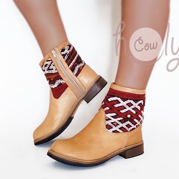 Women's Handmade Unique Brown Leather Kilim (Rug) Boots