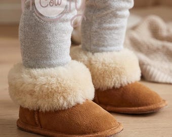 Handmade Sheepskin Baby Boots, Baby Boots, Toddler Boots, New Mom Gift, Baby Shower Gift, Kids Slippers, Sheepskin Boots, Baby Moccasins