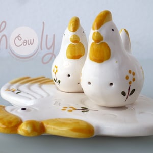 Handmade Ceramic Chicken Salt And Pepper Shaker Set, Chicken Salt And Pepper Shaker Set, Salt Pepper Shakers, Ceramic Salt Shaker, Pepper