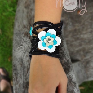 Flower Power Bracelet main image 1