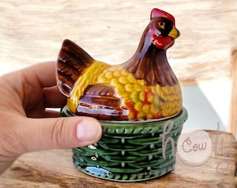 Pequeno suporte de cerâmica colorido pintado à mão para galinhas