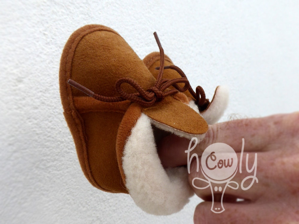 childrens sheepskin boots