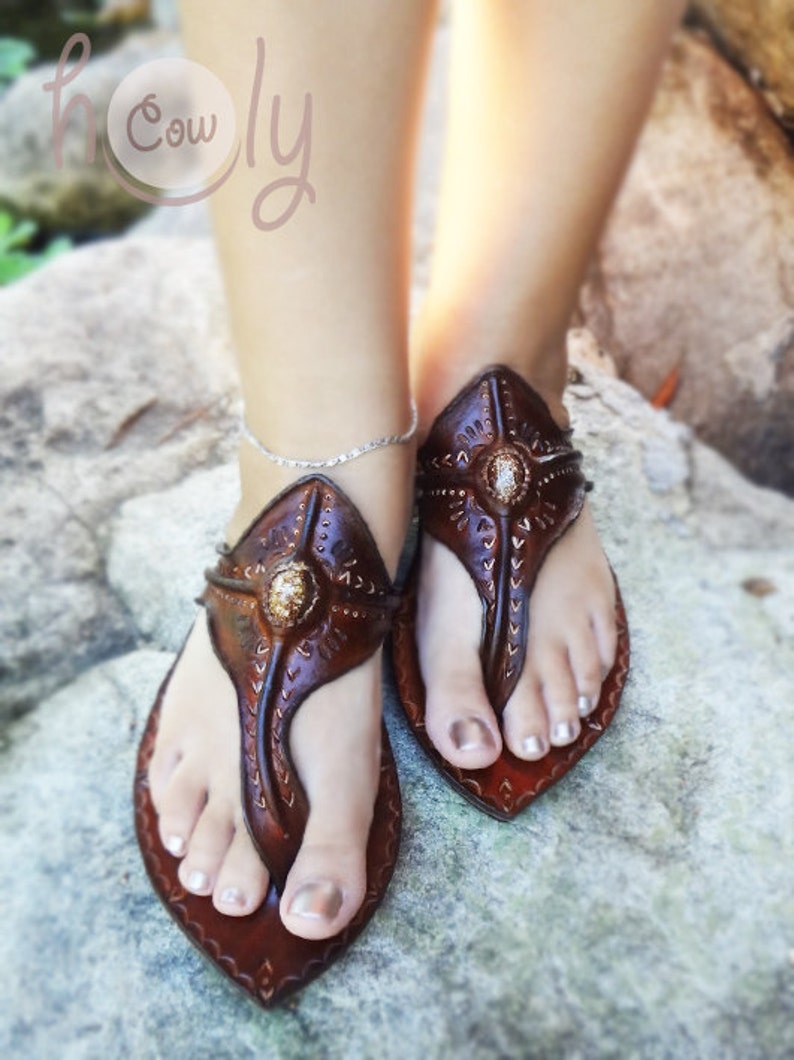 HANDMADE SANDALS WITH CLAMPS main image 1