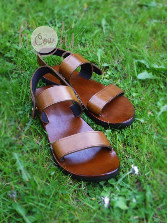 braune ledersandalen