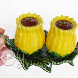 Handmade Ceramic Sunflower Salt And Pepper Shaker Set, Sunflower Salt And Pepper Shaker Set, Salt Pepper Shakers, Ceramic Salt Shaker