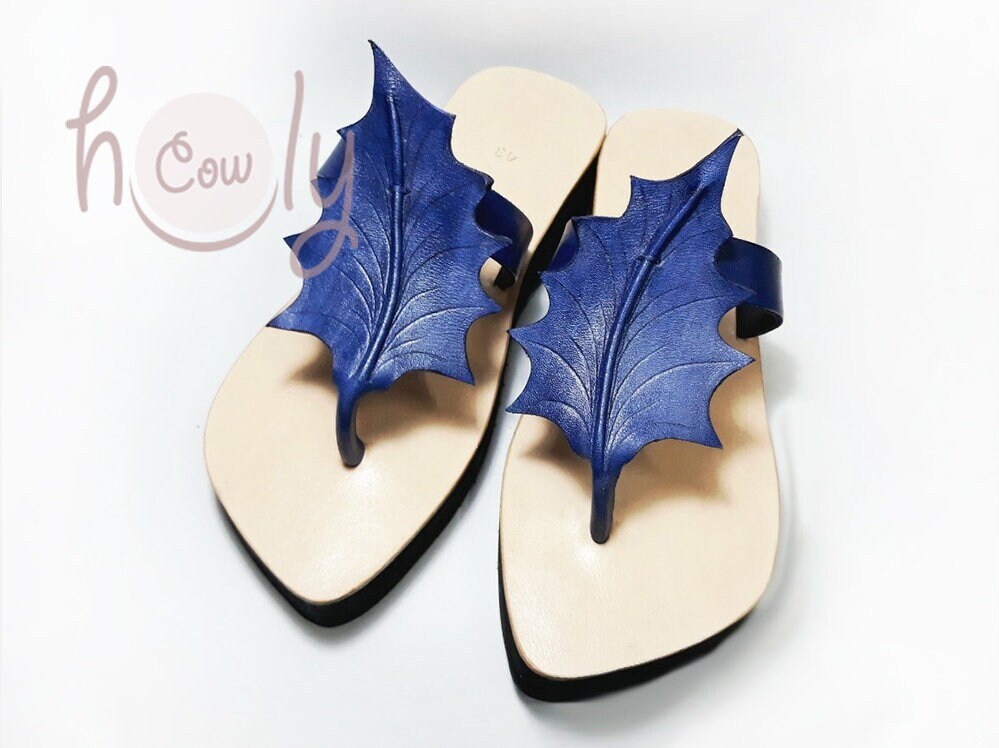 Sandali fatti a mano in pelle blu con foglie, sandali da donna, sandali da uomo, sandali in pelle blu da donna, sandali in pelle da uomo, sandali con foglie