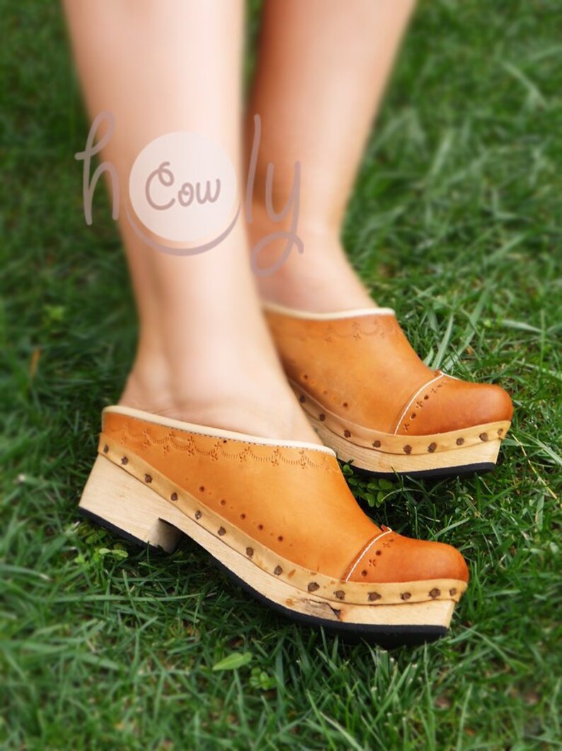 boho clogs