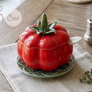 Handcrafted Ceramic Tomato Bowl with Lid and Spoon, Cabbage Leaf Plate