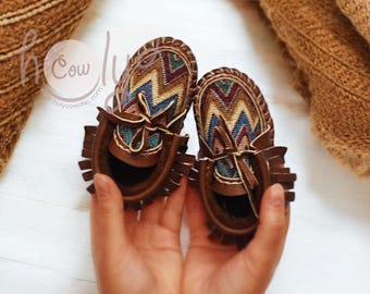 Brown Leather Baby Moccasins, Baby Moccasins, Toddler Moccasins, Infant Moccasins, New Mom Gift, Baby Shower Gift, Baby Boots, Baby Shoes