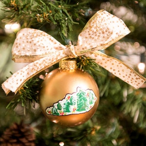 Kentucky Ornament Hand Painted | Christmas Tree Pattern | Kentucky Ornament | Kentucky Christmas Gift | Gold Globe Ornament | Wood Ornament
