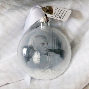 En memoria amorosa Adorno de Navidad Adorno de recuerdo de Navidad de un ser querido perdido Adorno de foto de un ser querido perdido Primera Navidad en el cielo