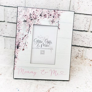 Mommy & me frame, Pink flower frame, beautiful mother&#39;s day frame, mothers day gits, mother and daughter gifts,  Personalized picture frame