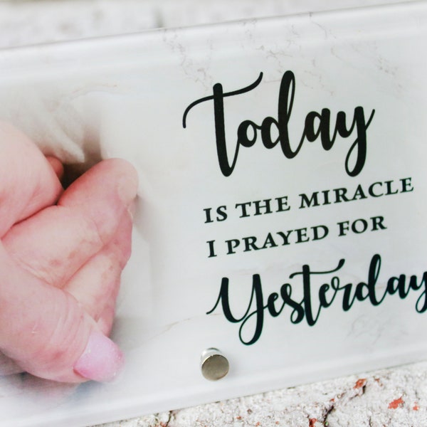 Today is the Miracle Photo Plaque Custom Gift Ideas, new baby Photo Displays, healing photo gifts, 4x6 Photo Stand, Rainbow Baby Photo Gift