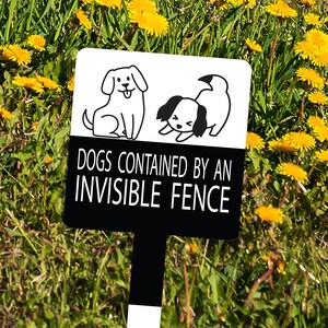 Niedlicher unsichtbarer Zaun Metallpfahl, kleiner Metallpfahl, Beware of Dog Zeichen, Cartoon Hundeschild, kleiner 4 "x 10" Metallpfahl für unsichtbaren Zaun