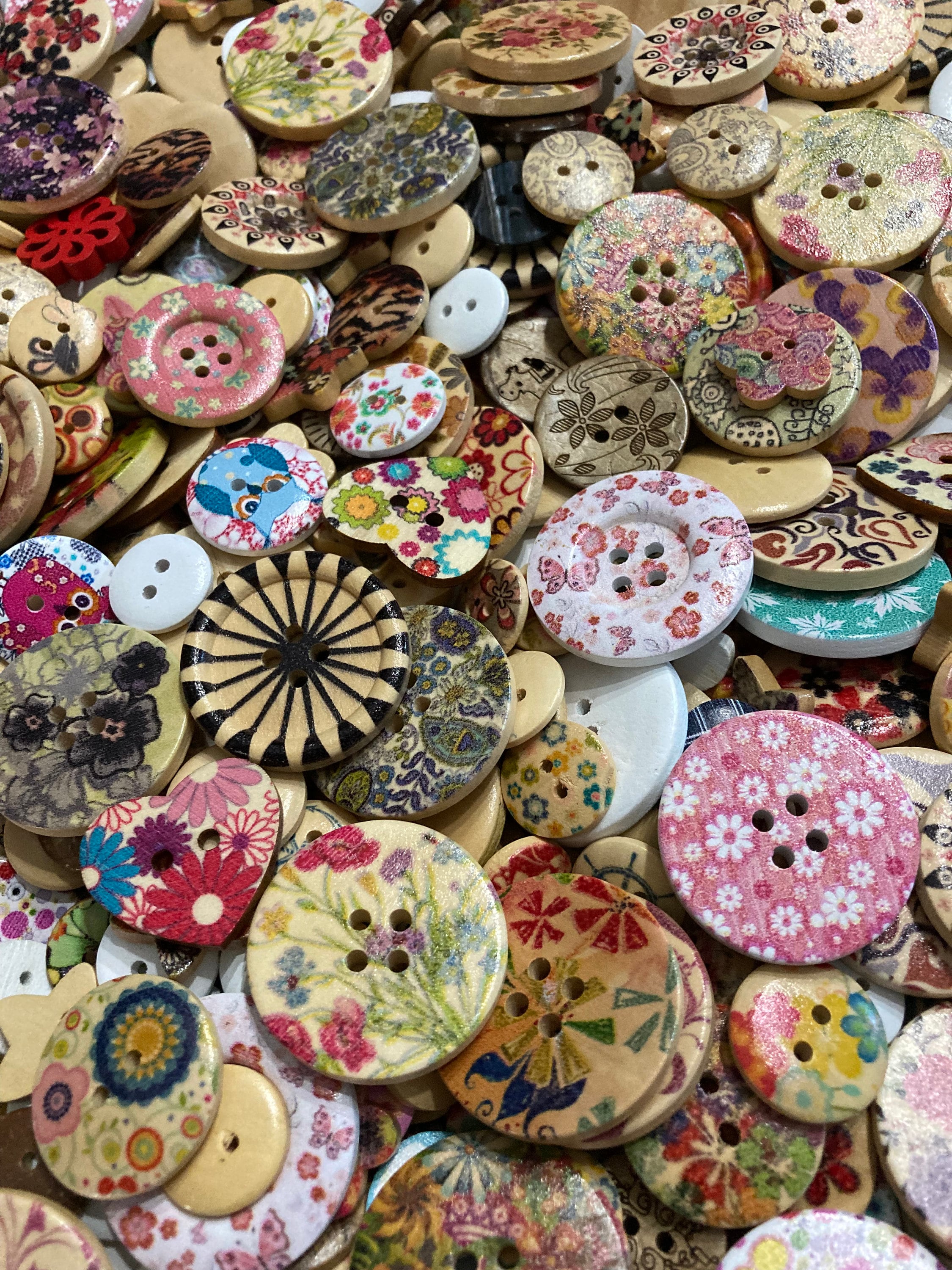 Tiny round bright Buttons, assorted glossy primary colours, 6mm small  buttons for doll making, 25 per pack