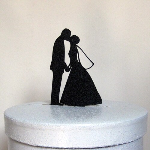 Wedding Cake Topper - Bride and Groom Wedding silhouette