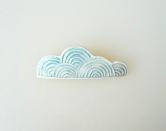 Broche largo de porcelana nube