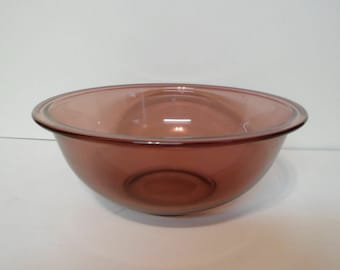 Pyrex Vision Cranberry 2.5 Liter Mixing Bowl