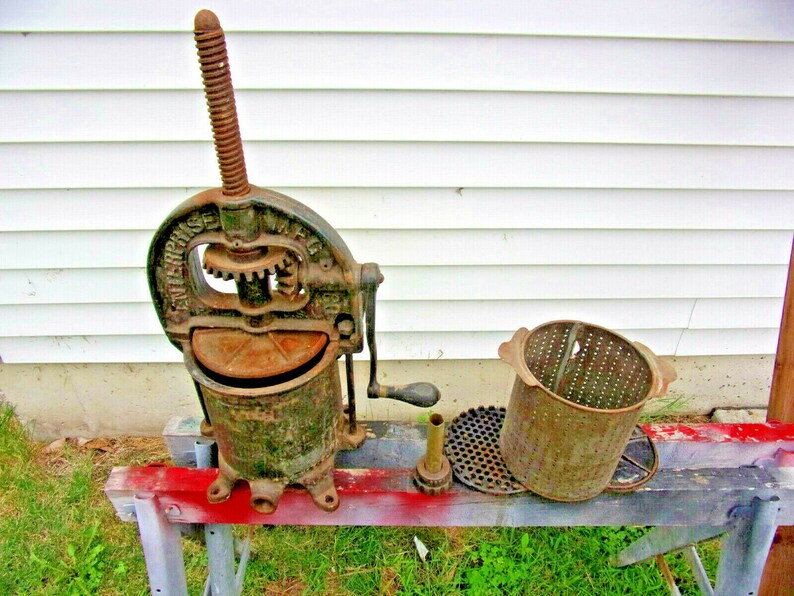 Cast Iron 4 Quart Enterprise 25 Sausage Stuffer Fruit Lard Etsy