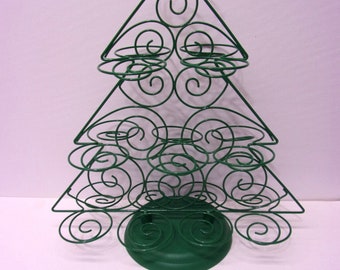 Wilton Holiday Tree Cupcakes N More Dessert Stand Holds 19 Cupcakes